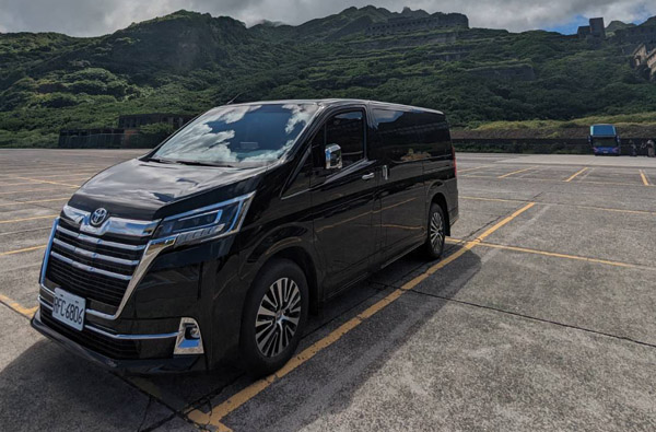 豐田8座Toyota Granvia